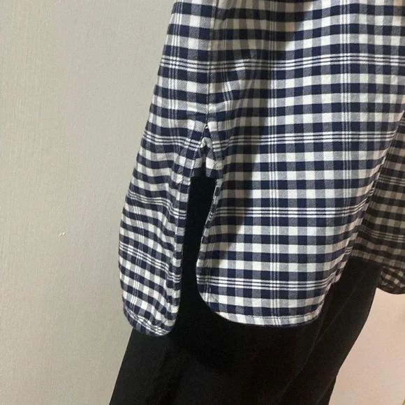 Everlane Black and White Plaid Oxford Shirt - Picture 8 of 14